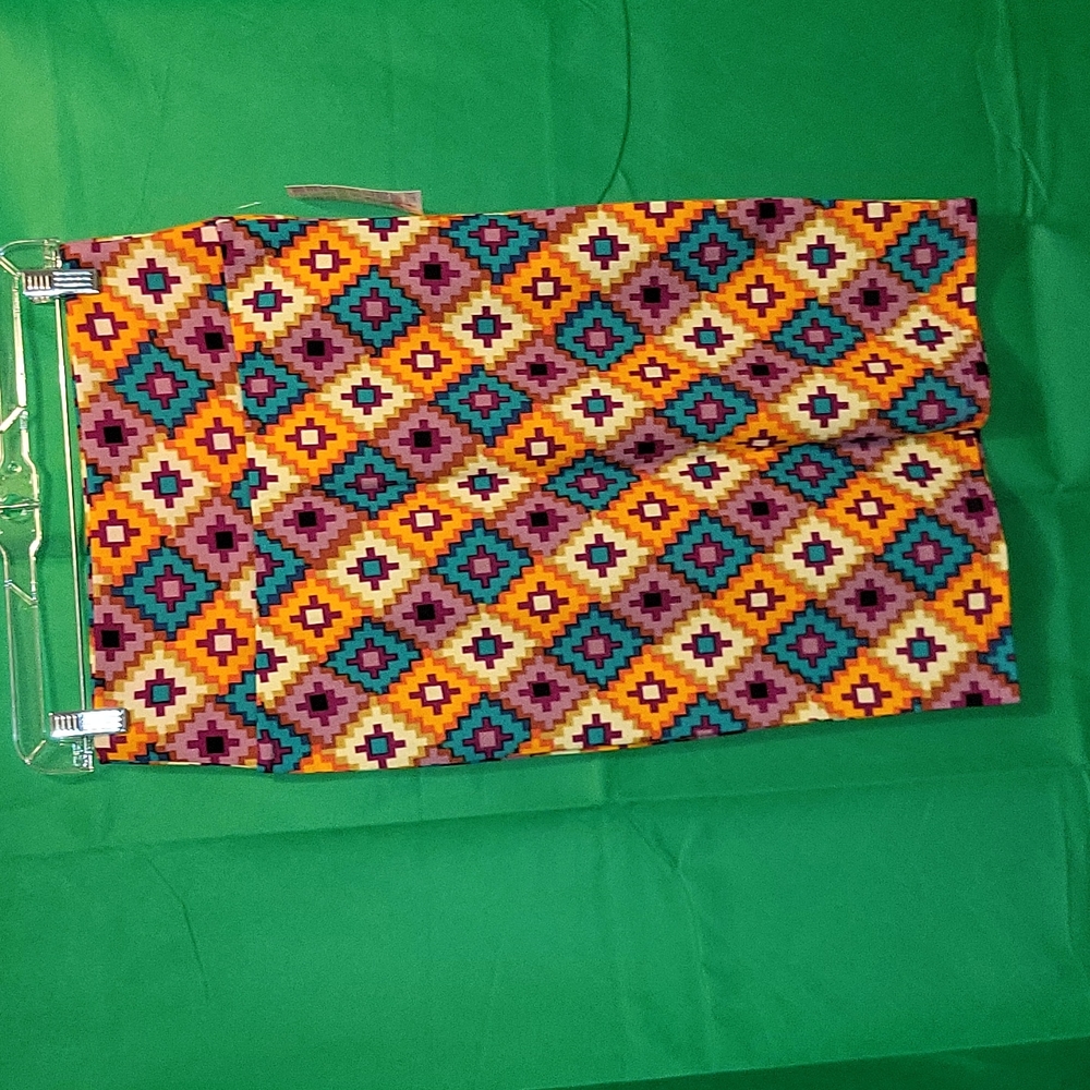 Lularoe printed Cassie skirt size S